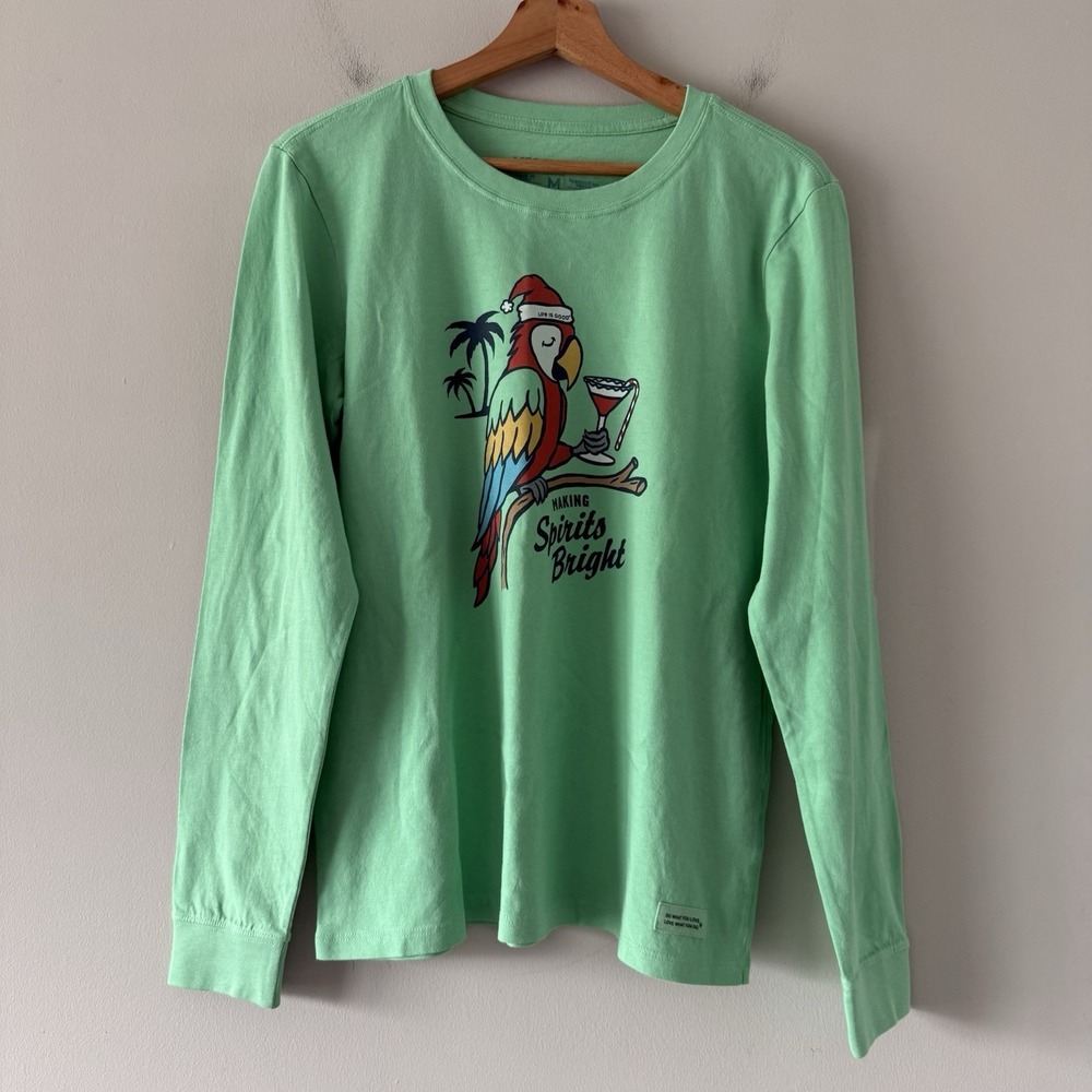 Life Is Good Crusher T-Shirt Womens‎ M Parrot Making Spirits Bright Christmas